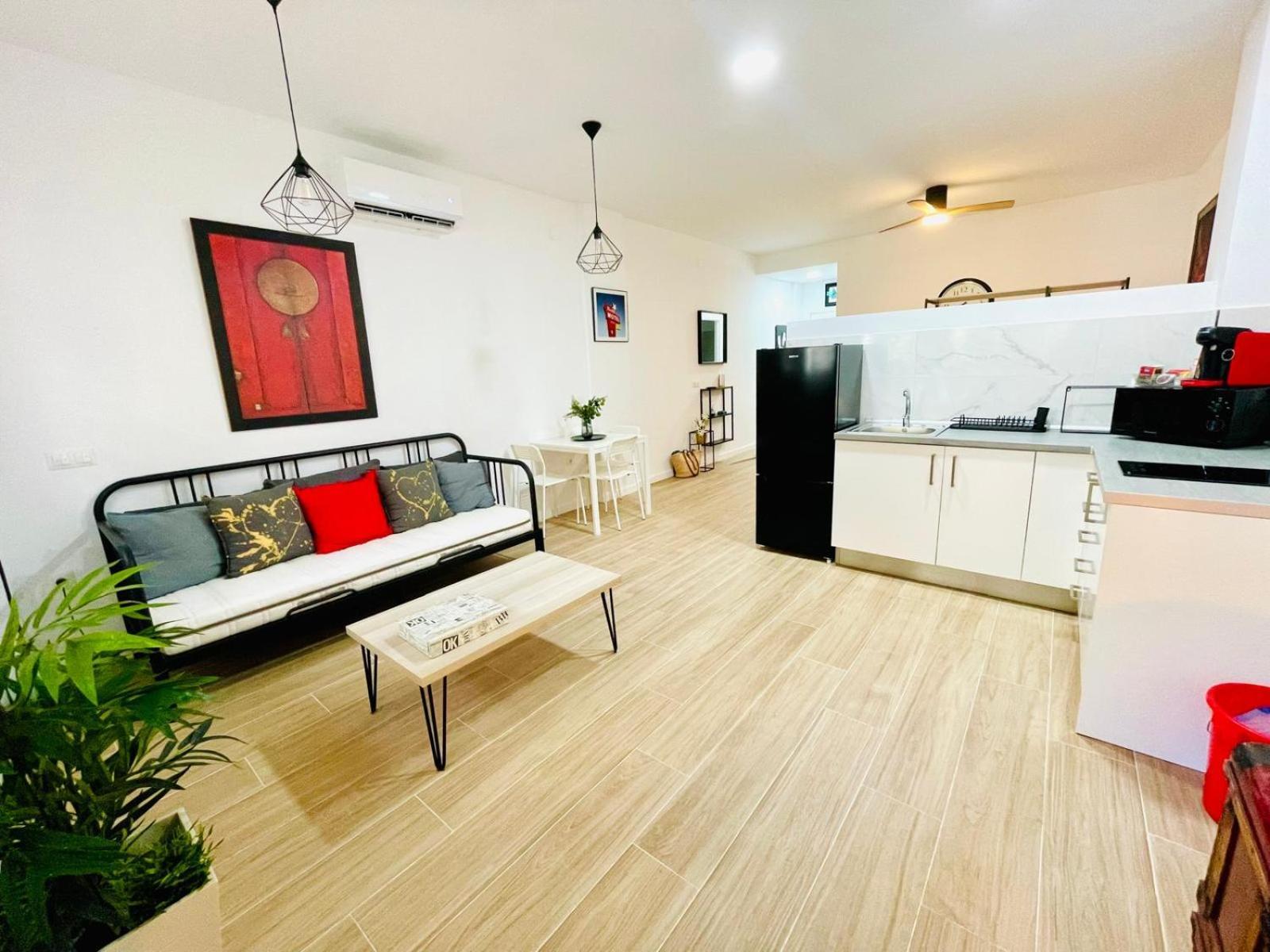 Appartamento Completo Y En *